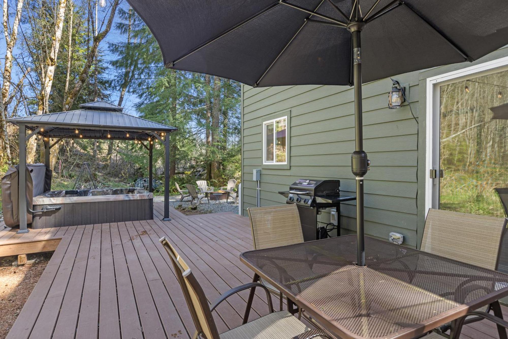 Hikers Haven With Hot Tub - Near Mt Rainier! Villa Ashford Eksteriør bilde